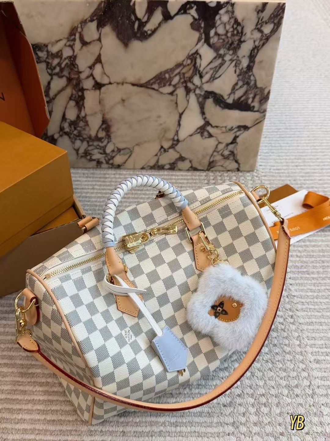 LV 30cm